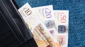 La libra retrocede ante un decepcionante dato de PIB del Reino Unido